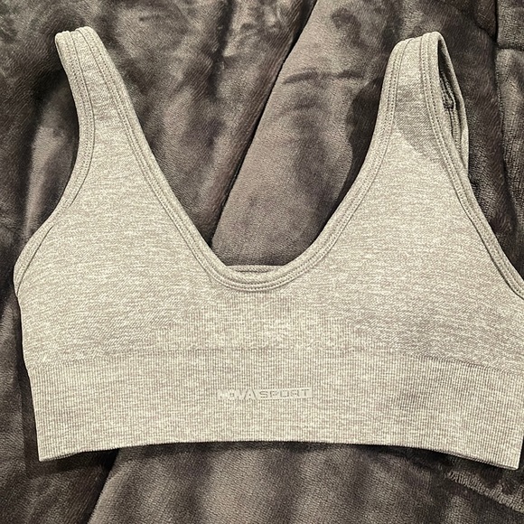 Fashion Nova Tops - Fashion nova sports bra